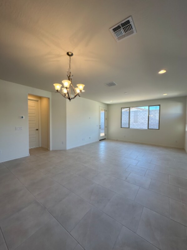 Building Photo - 24240 W Hess Ave