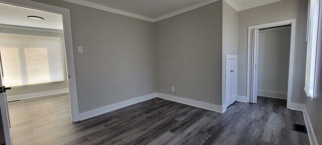 Building Photo - 23925 Talbot St