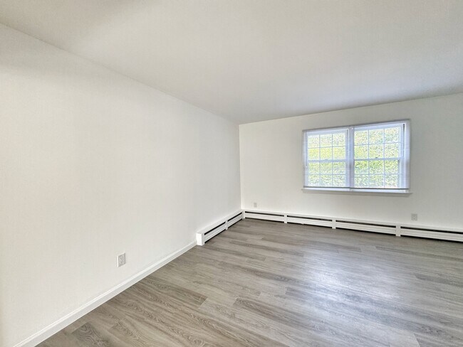 Building Photo - 21 Avenue B