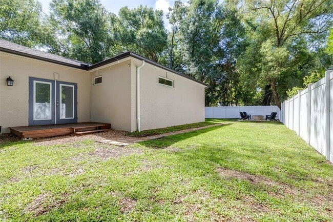 Building Photo - 1505 E North Bay St