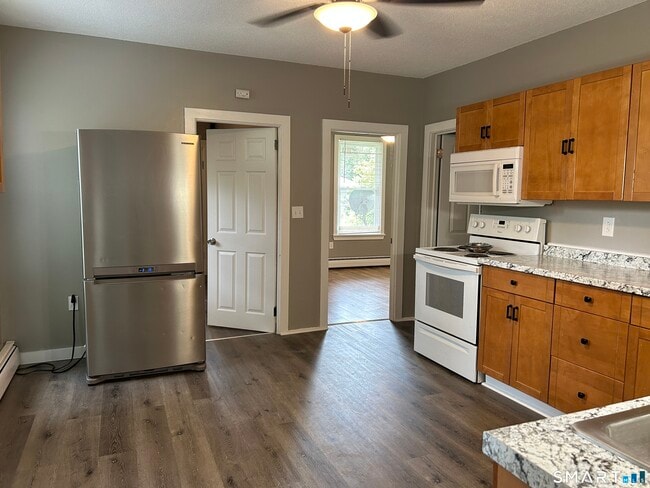 Building Photo - 58 Smith Ave