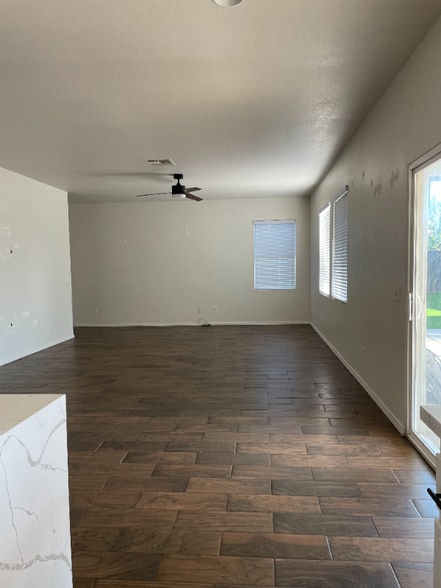 Building Photo - 33377 Mesolite Way