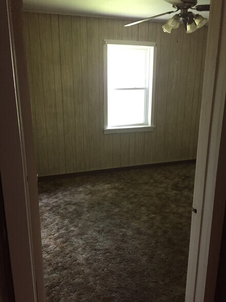 Building Photo - 307 Sunset Dr