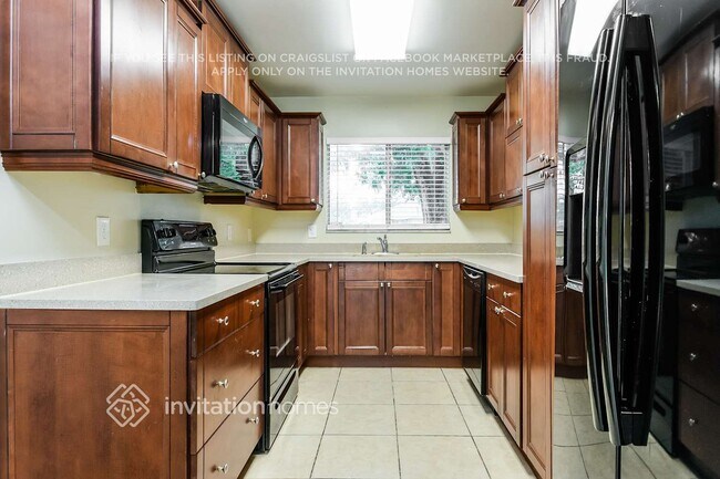 Building Photo - 890 Kentucky Woods Ln E