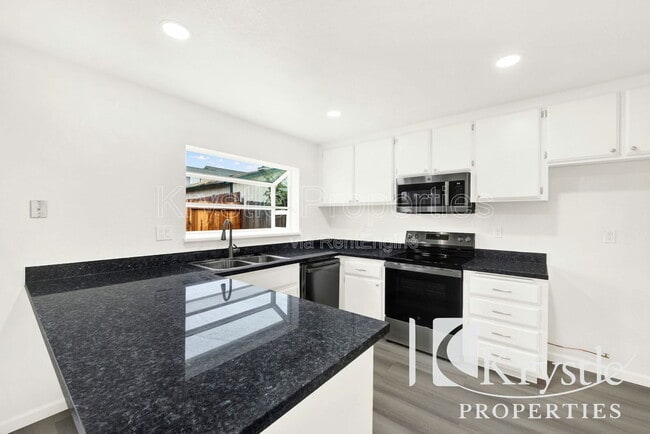 Building Photo - 606 Humbolt Dr