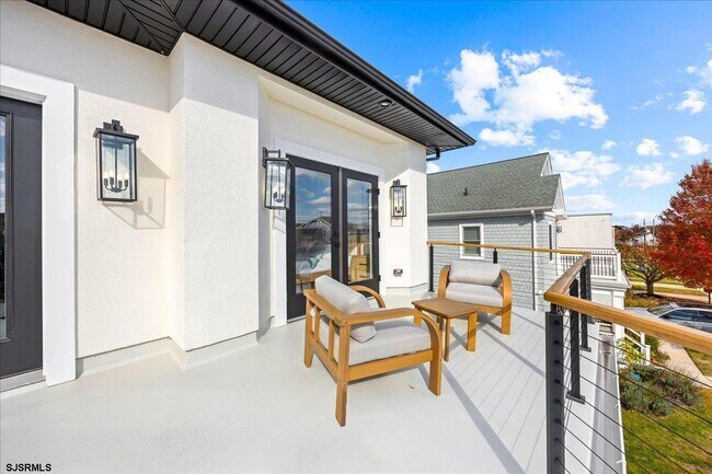 Building Photo - 31 Seaside Ct