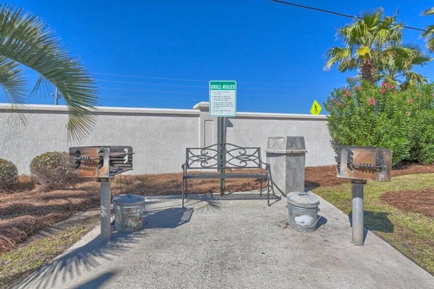 Building Photo - 22984 Perdido Beach Blvd