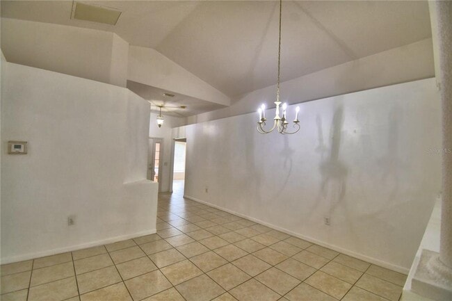 Building Photo - 662 Basingstoke Ct