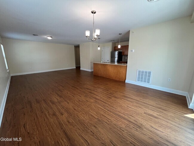 Building Photo - 60 Weibel Ave