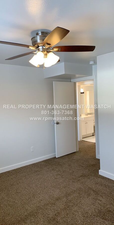 Building Photo - 104 9230 S