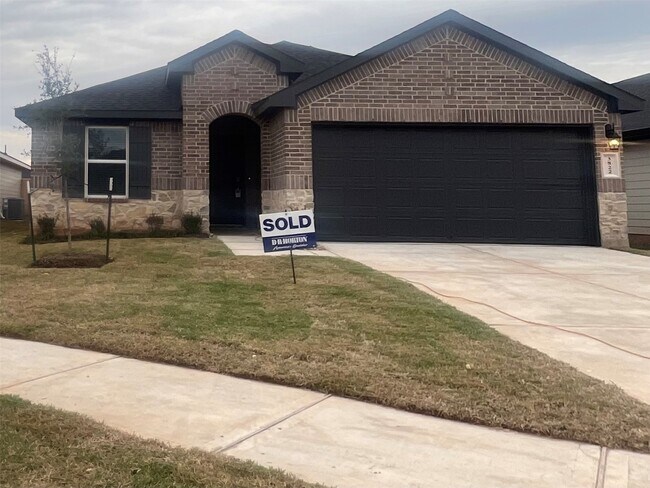 Primary Photo - 3822 Zoeys Wy