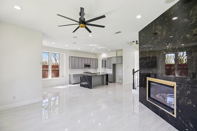 Building Photo - 1123 Penny Worth Dr