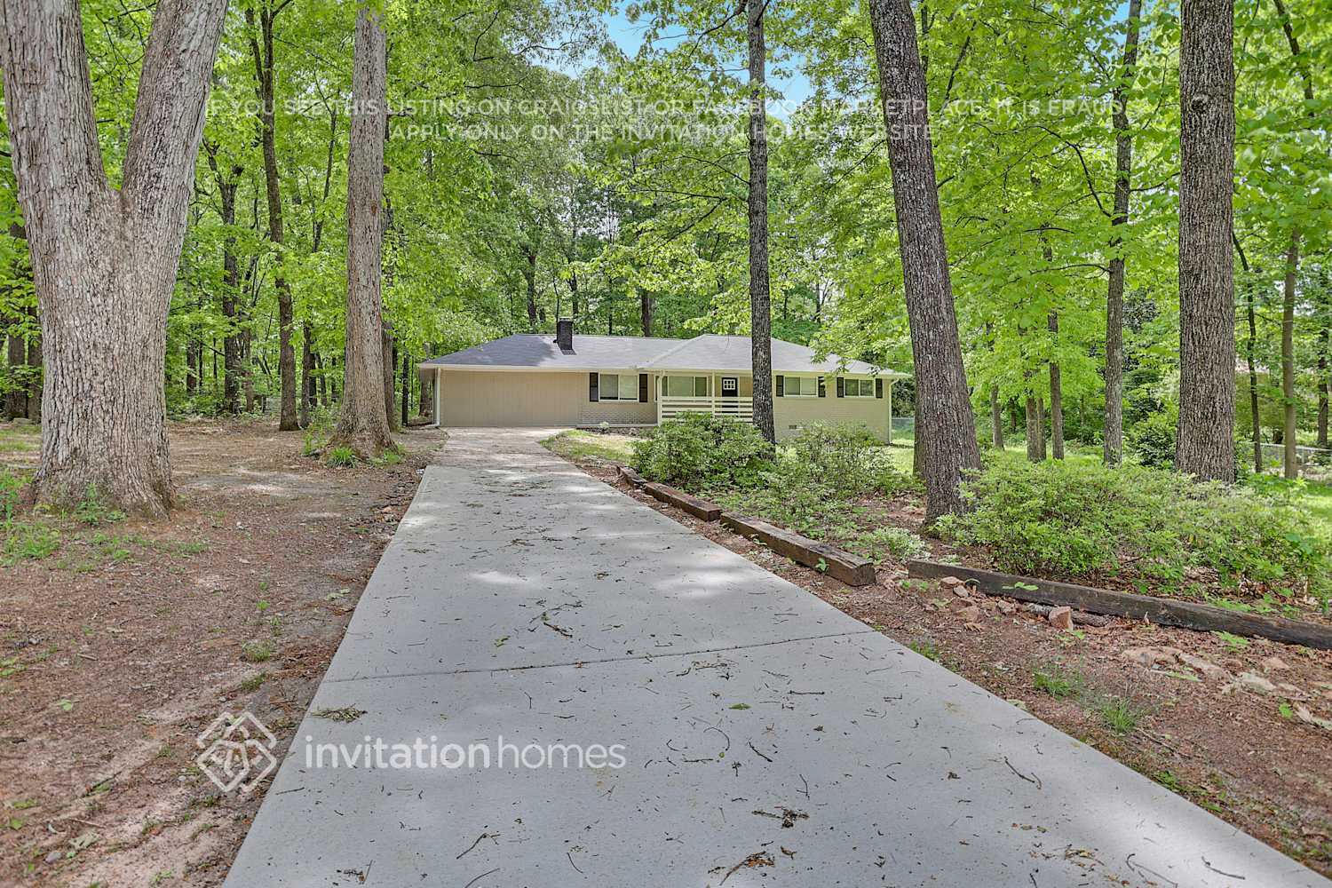 Building Photo - 5509 Walker Rd