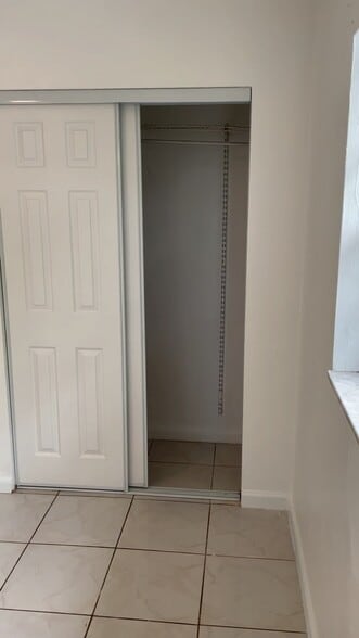 Closet Space - 1318 NW 4th Ave