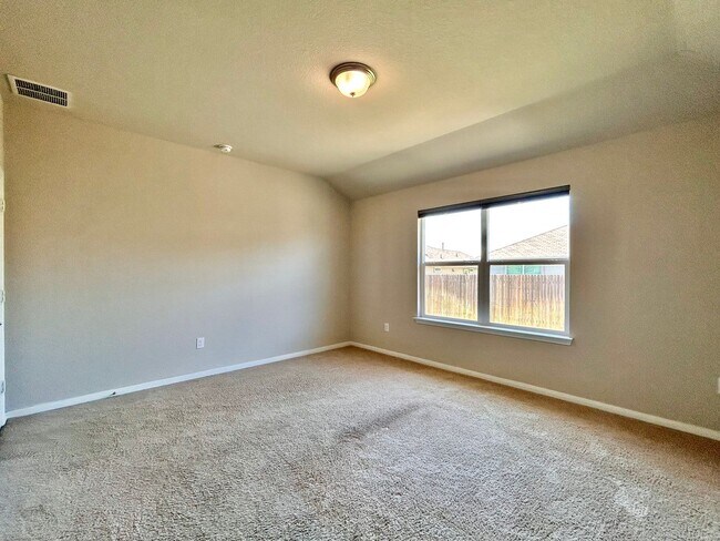 Building Photo - 14104 Macquarie Dr