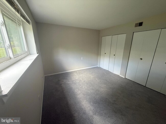 Building Photo - 202 Stony Way