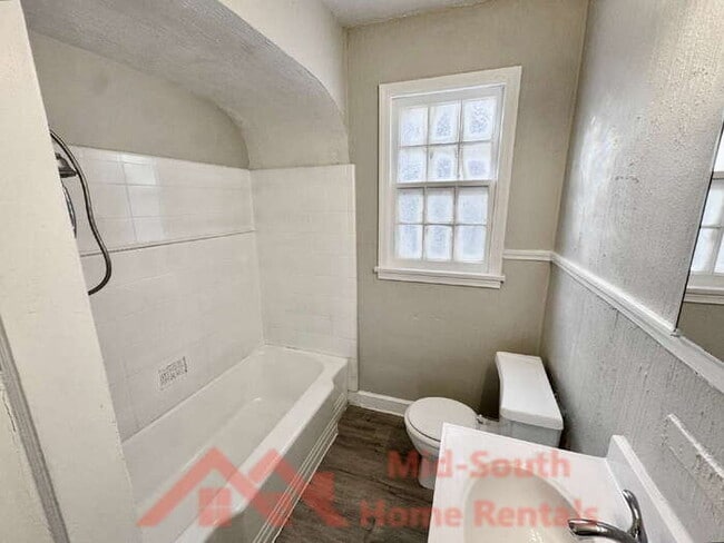 Building Photo - 3472 Hadley Rd