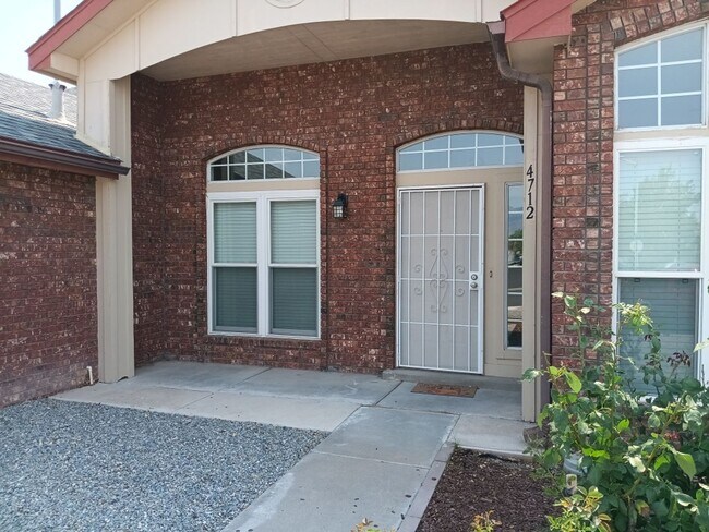 Building Photo - Spacious 4-bedroom, 2-bathroom home! Comin...
