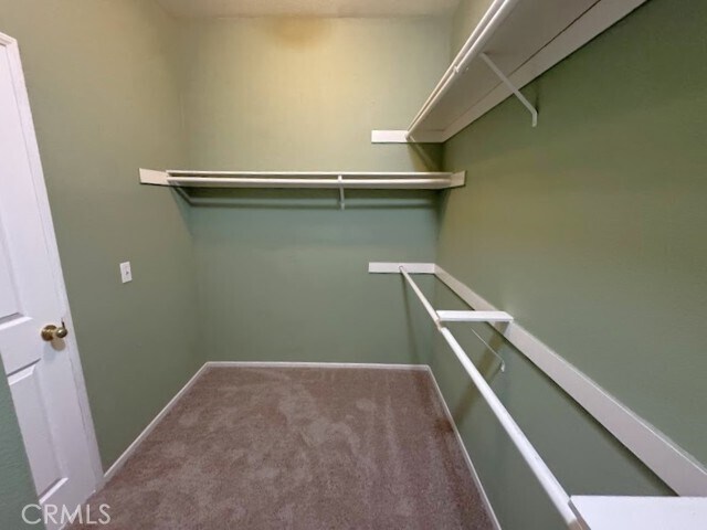 Building Photo - 15535 Caroline St