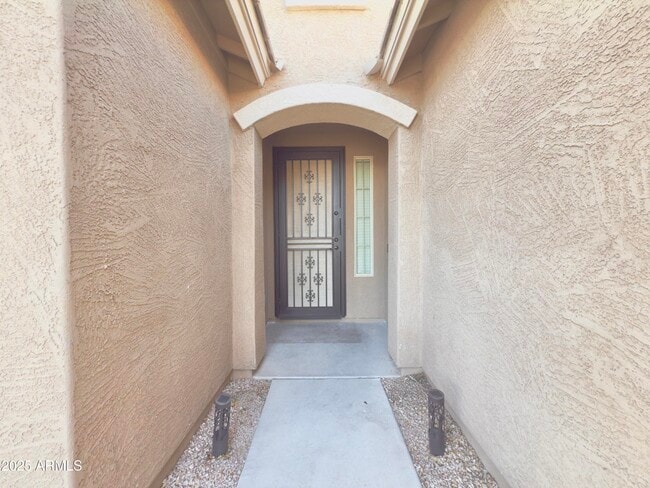 Building Photo - 4040 E Hoot Owl Trail