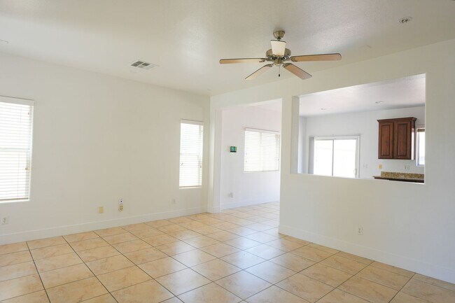 Building Photo - 5313 Wild Sunflower St