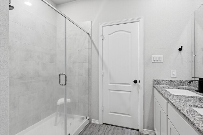 Building Photo - 14532 Jelly Pnes Dr