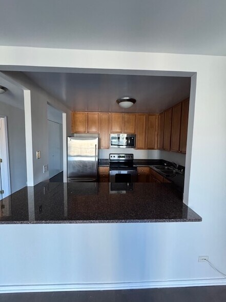 Building Photo - 30 E Huron St