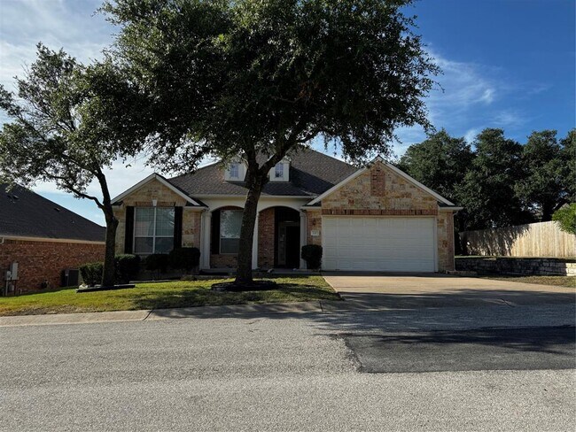 Primary Photo - 136 Wild Plum Way