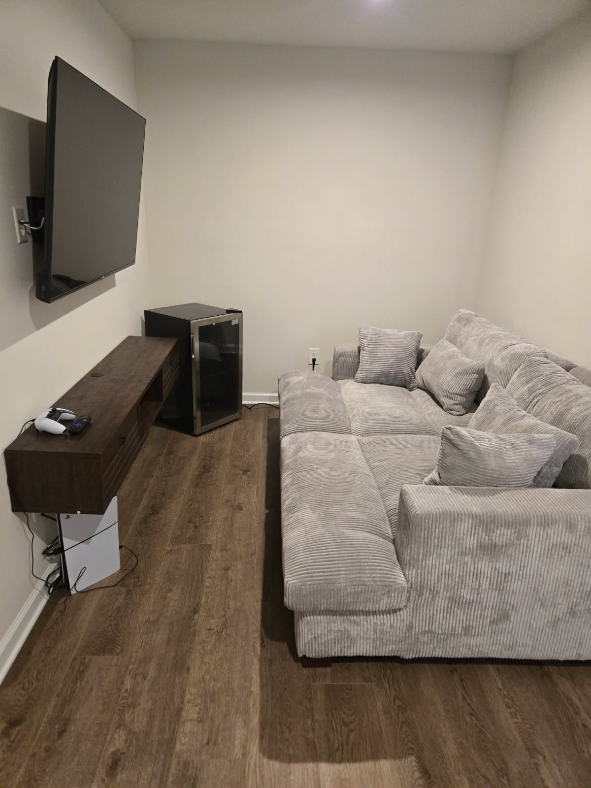 Building Photo - 4205 Shiner Ln