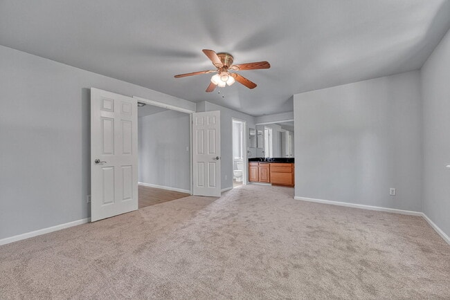 Building Photo - $3,600.00 - 4 Bedroom, 3.5 Bathroom, Singl...