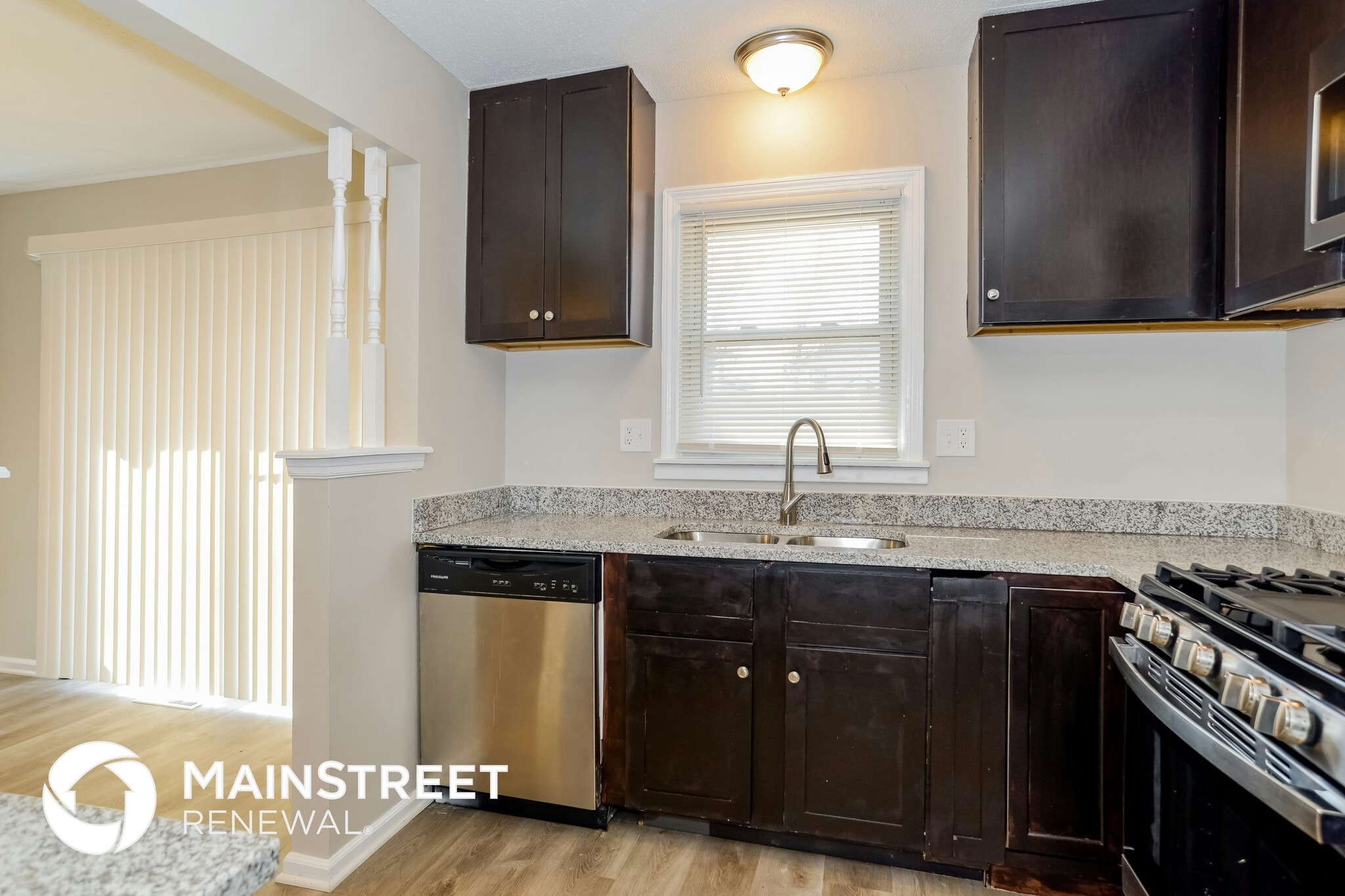 Building Photo - 4701 NE 48th St