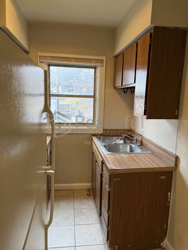 Building Photo - 417 Wall St