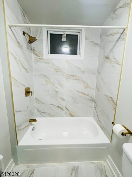 Building Photo - 746 Springdale Ave