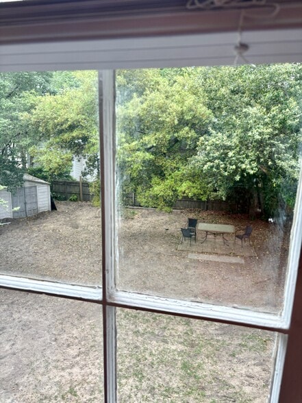 Building Photo - 120 Corbin Ave