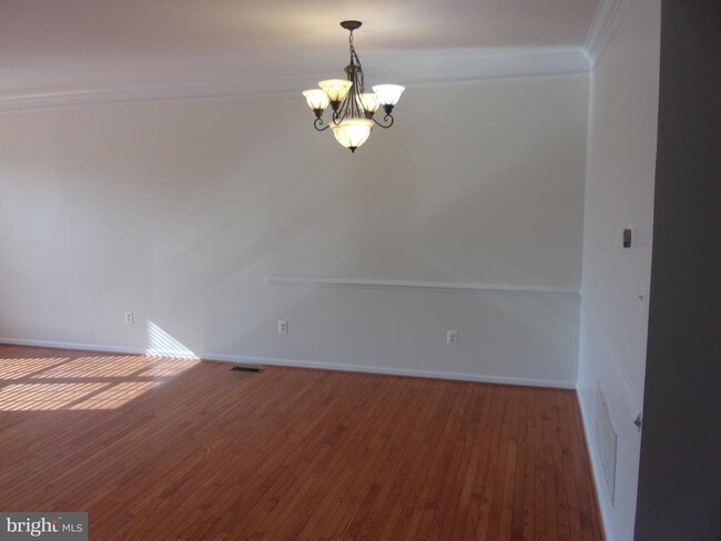 Building Photo - 25929 Kirkwood Square
