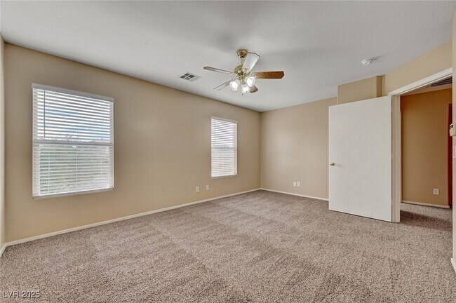 Building Photo - 893 Dancing Vines Ave