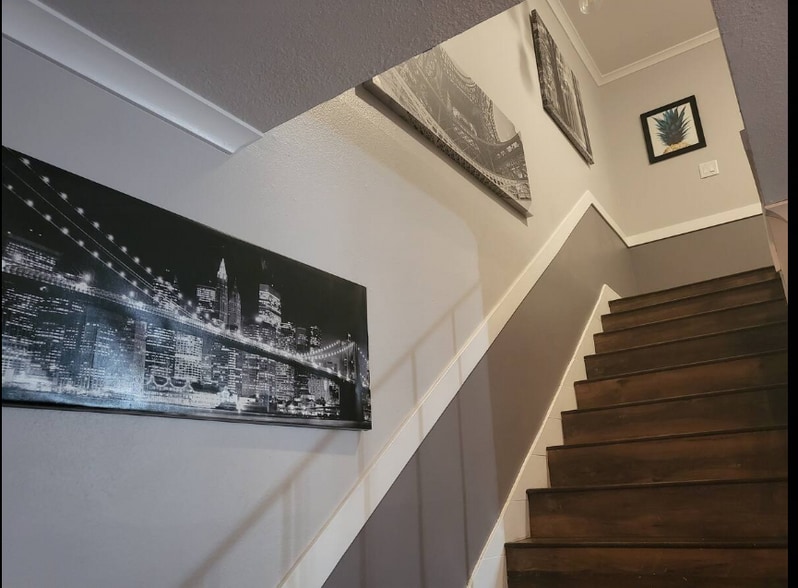 upstairs bedrooms and full bath - 805 Tully Rd