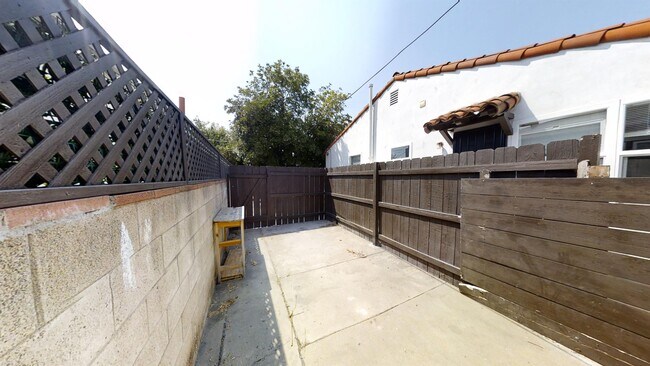 Building Photo - 4788 College Ave