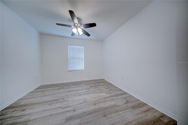 Building Photo - 5327 Timberland Ave