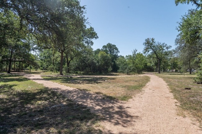 Building Photo - Single Story, Energy Efficient Home - Move...
