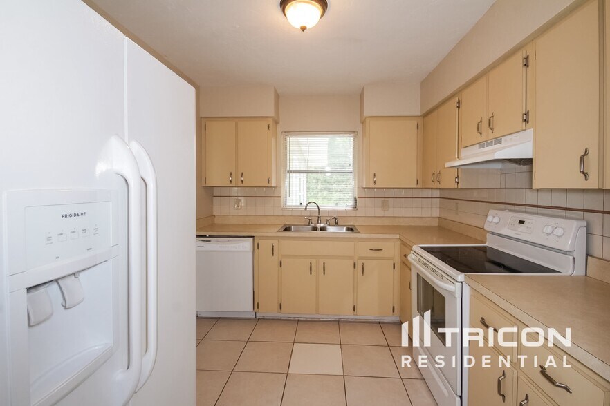 Building Photo - 6504 Georgia Ave