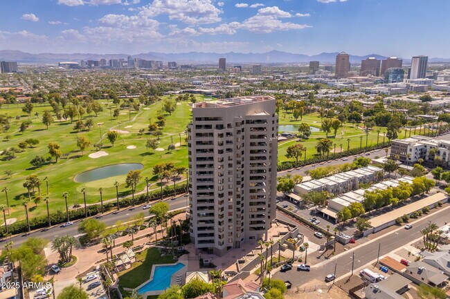 Building Photo - 1040 E Osborn Rd