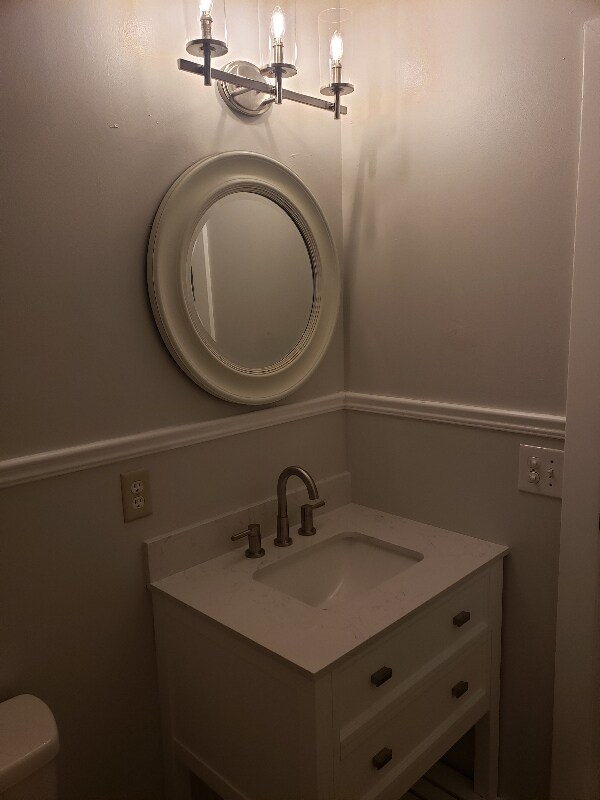 Building Photo - 4055 S Thornapple Hollow