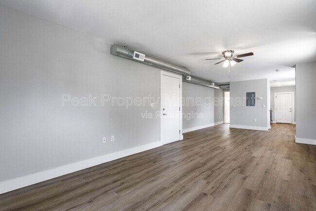 Building Photo - 1618 Maury St