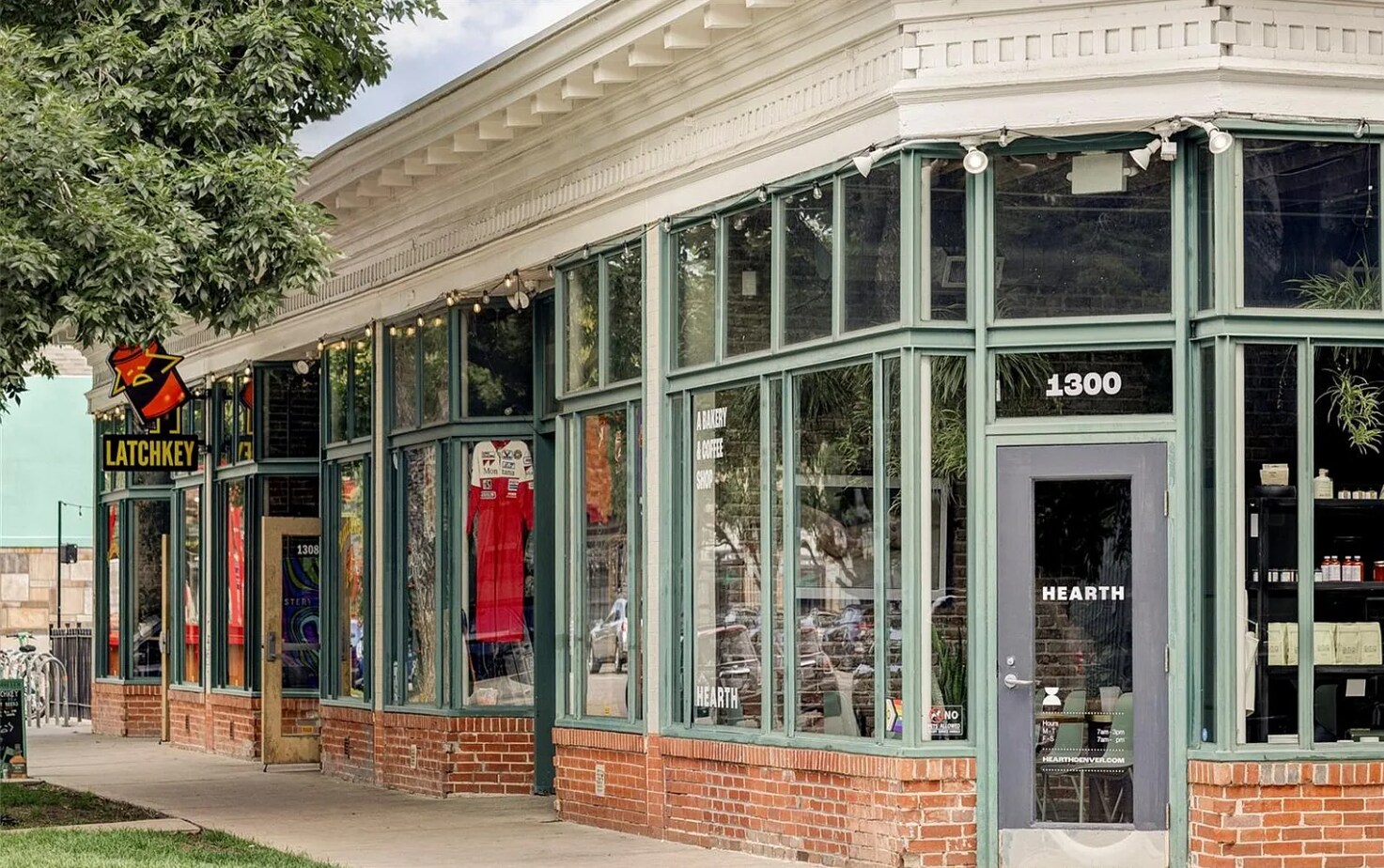 Building Photo - 1333 E 17th Ave