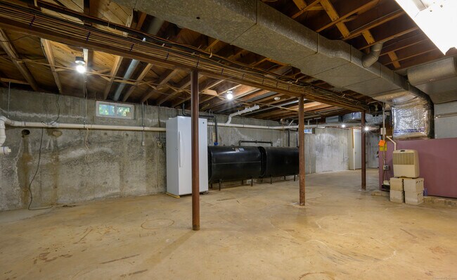 Building Photo - 124 Old Sherman Hill Rd