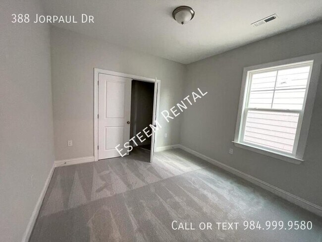 Building Photo - 388 Jorpaul Dr