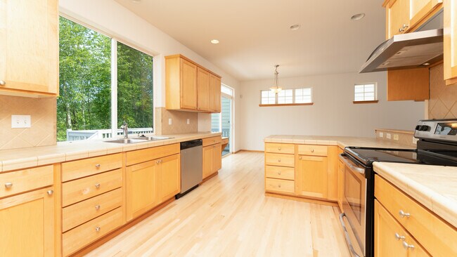 Building Photo - 9448 S 196 Pl