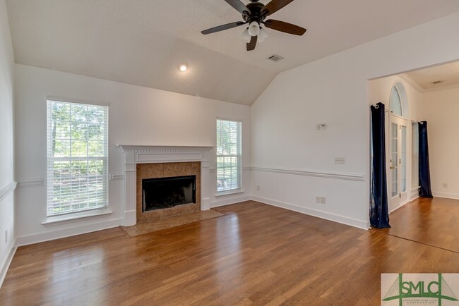Building Photo - 626 Marsh View Dr