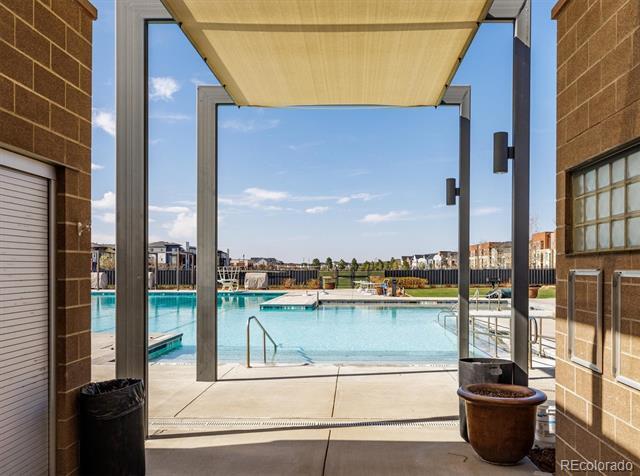 Building Photo - 8862 E 47th Ave